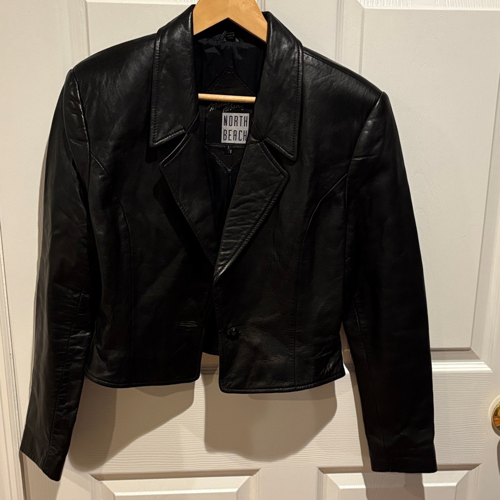 Vintage Michael Hoban for North Beach
Black Leather Jacket size 7/8
